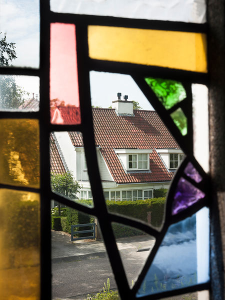 Vijverweg 14. De vijverwegkerk en omgeving. Zomer 2015