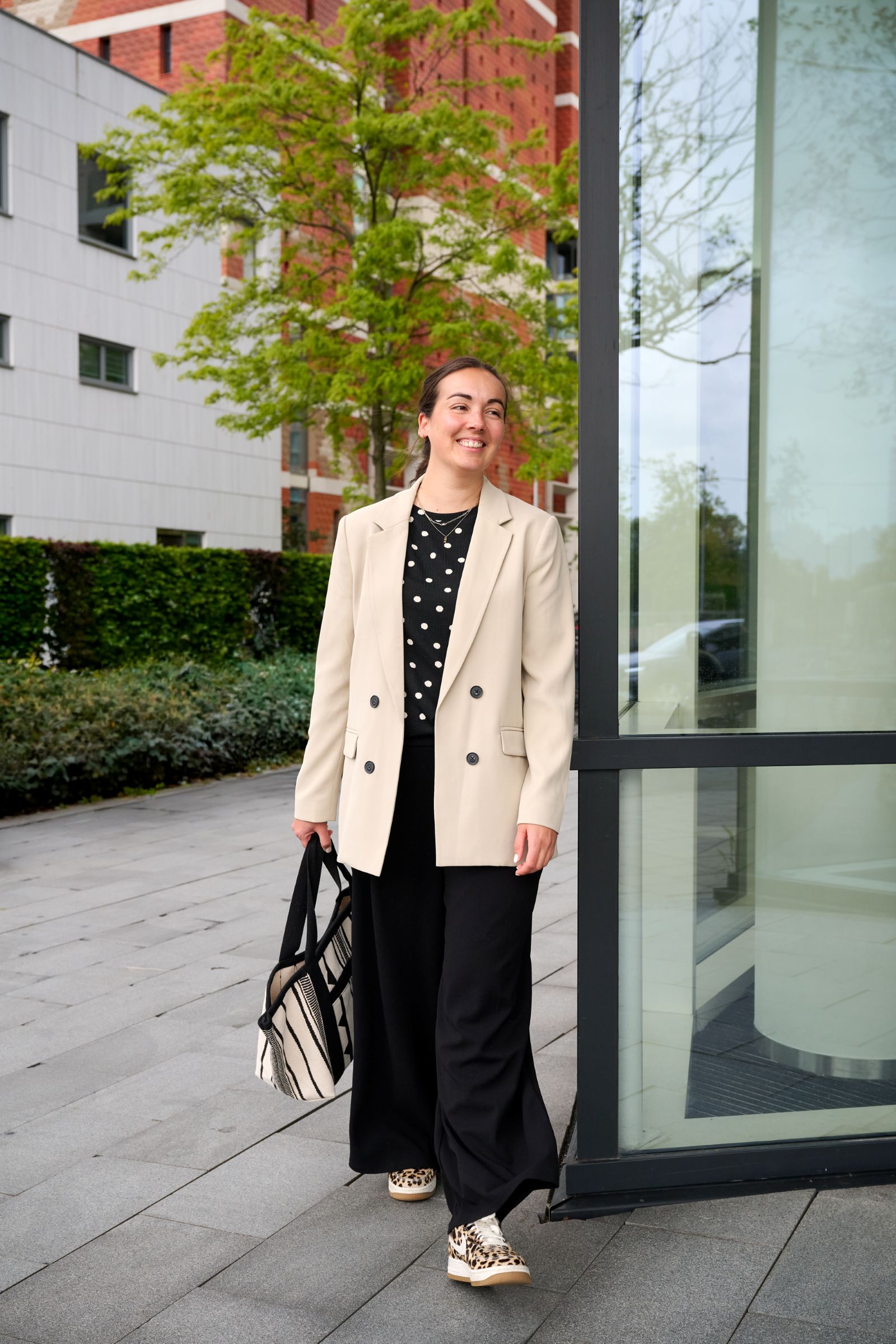 Denise Aslander Executive assistant
